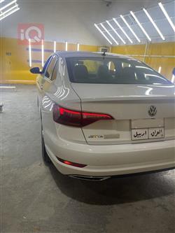 ڤۆڵکسواگن جێتا